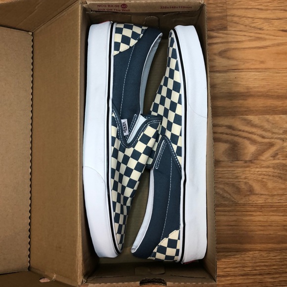 Slip-On Vans - Picture 4 of 8